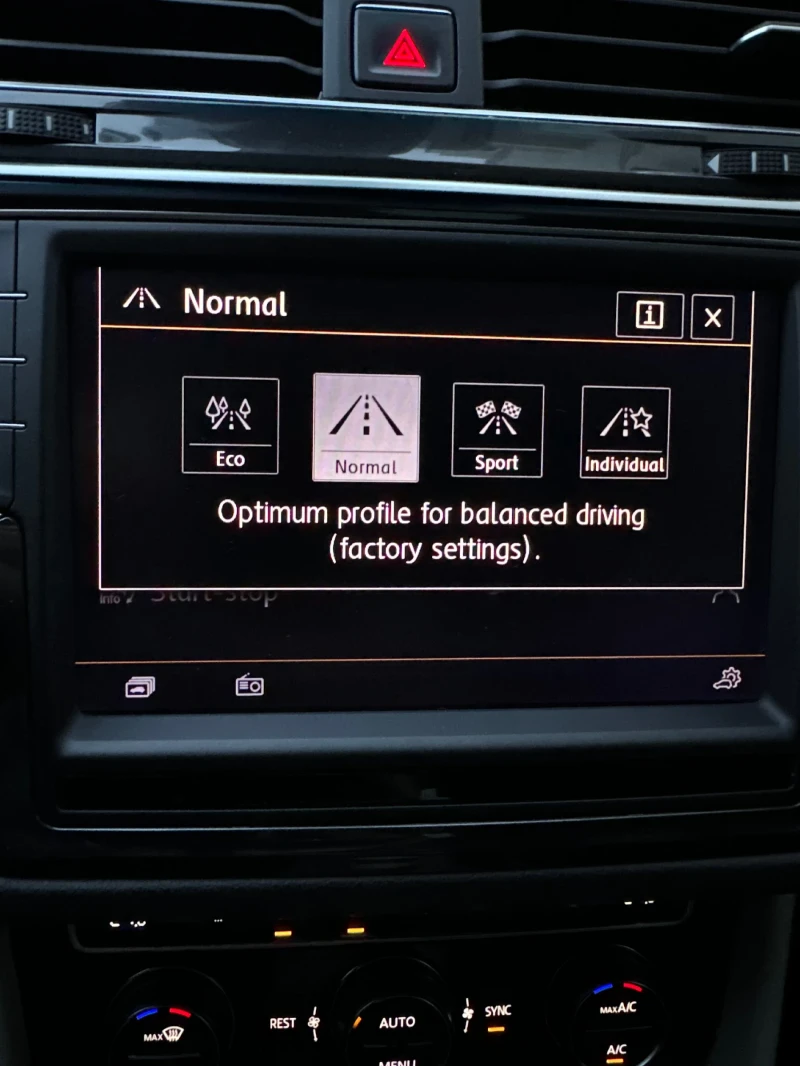 VW Tiguan 4 Motion 4x4, снимка 16 - Автомобили и джипове - 52637855