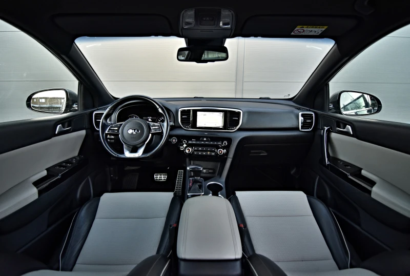 Kia Sportage 1.6CRDi/4X4/GT Line/Distronic/Camera/KeyLess/, снимка 15 - Автомобили и джипове - 53205063