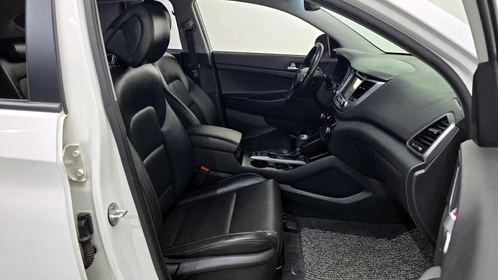 Hyundai Tucson 2.0 2WD MODERN | Mobile.bg   12