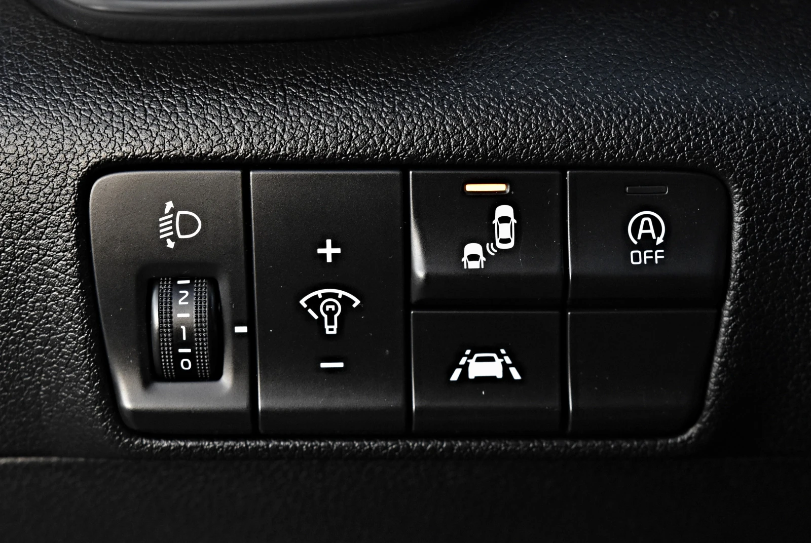 Kia Sportage 1.6CRDi/4X4/GT Line/Distronic/Camera/KeyLess/ - изображение 9