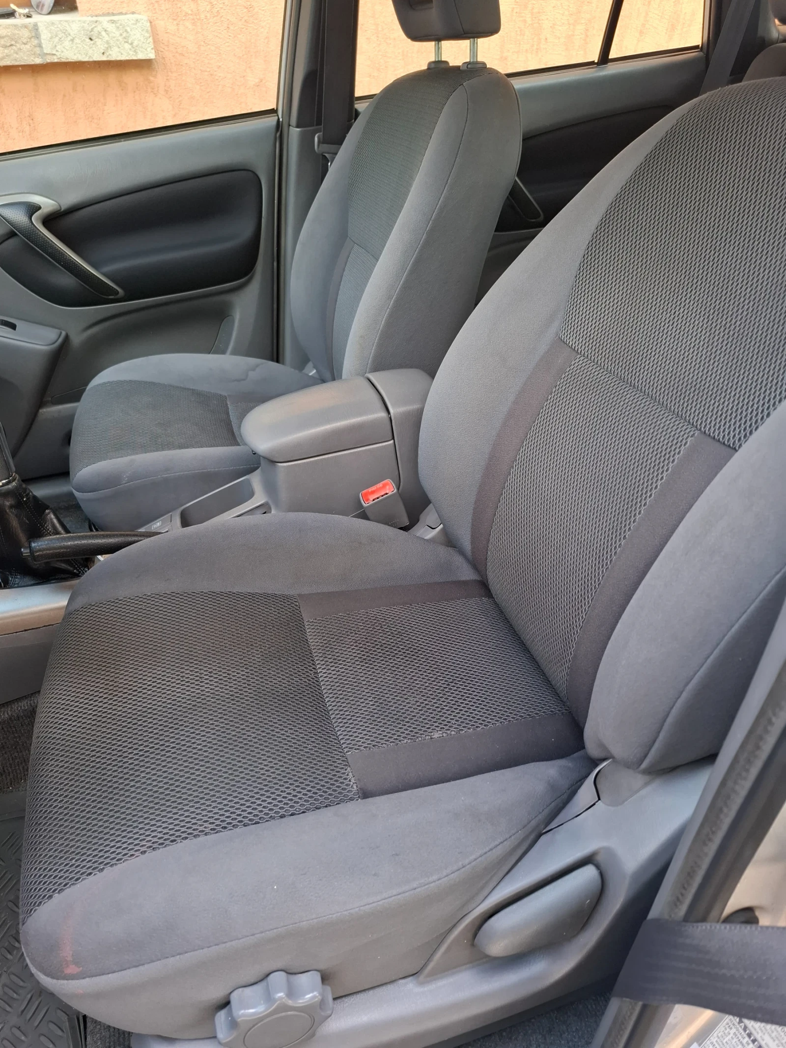 Toyota Rav4  - изображение 9