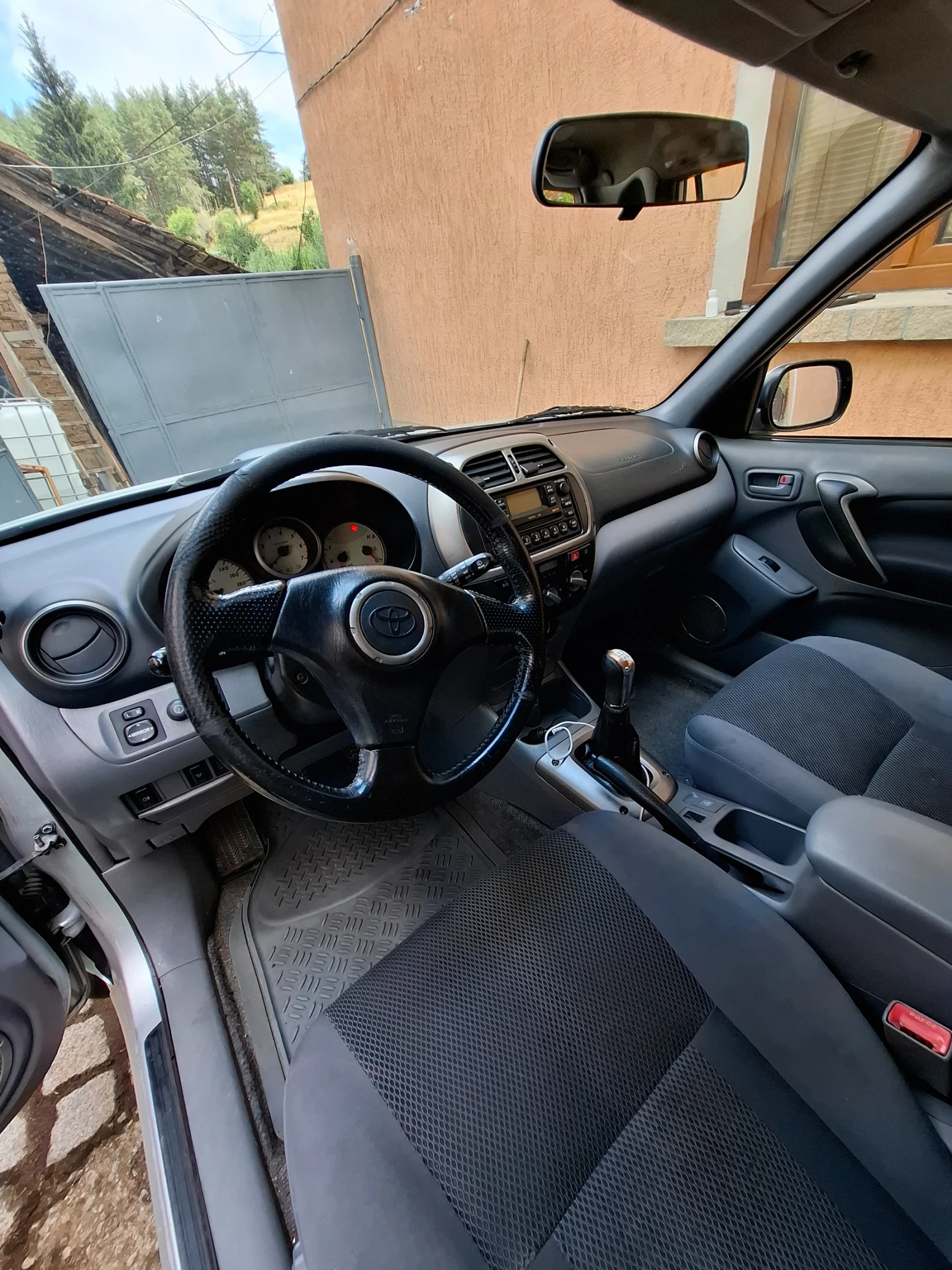 Toyota Rav4  - изображение 7