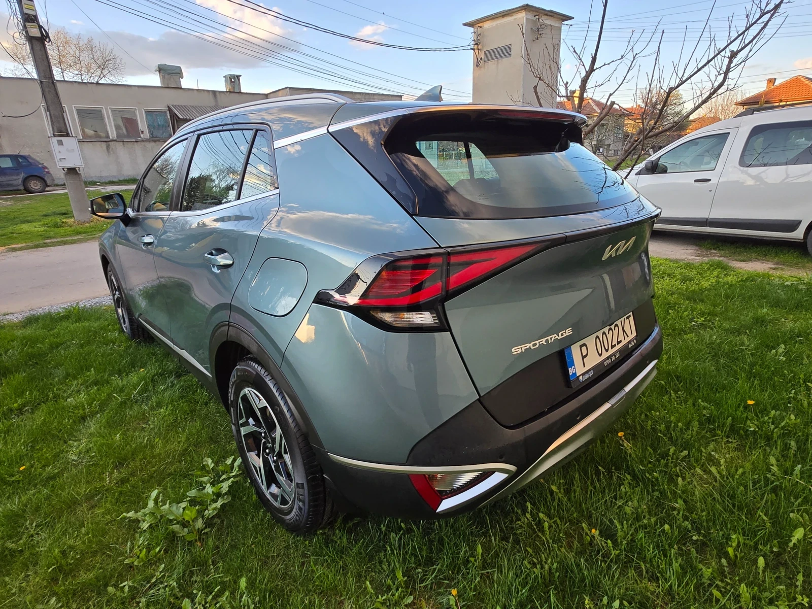 Kia Sportage, снимка 5 - Автомобили и джипове - 54140795