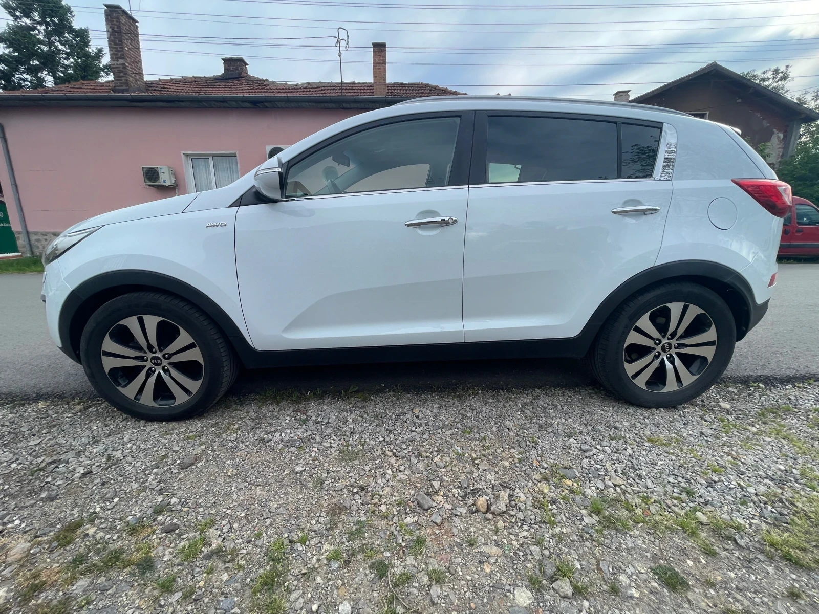 Kia Sportage 2.0crdi 136кс 4x4, снимка 3 - Автомобили и джипове - 55574361