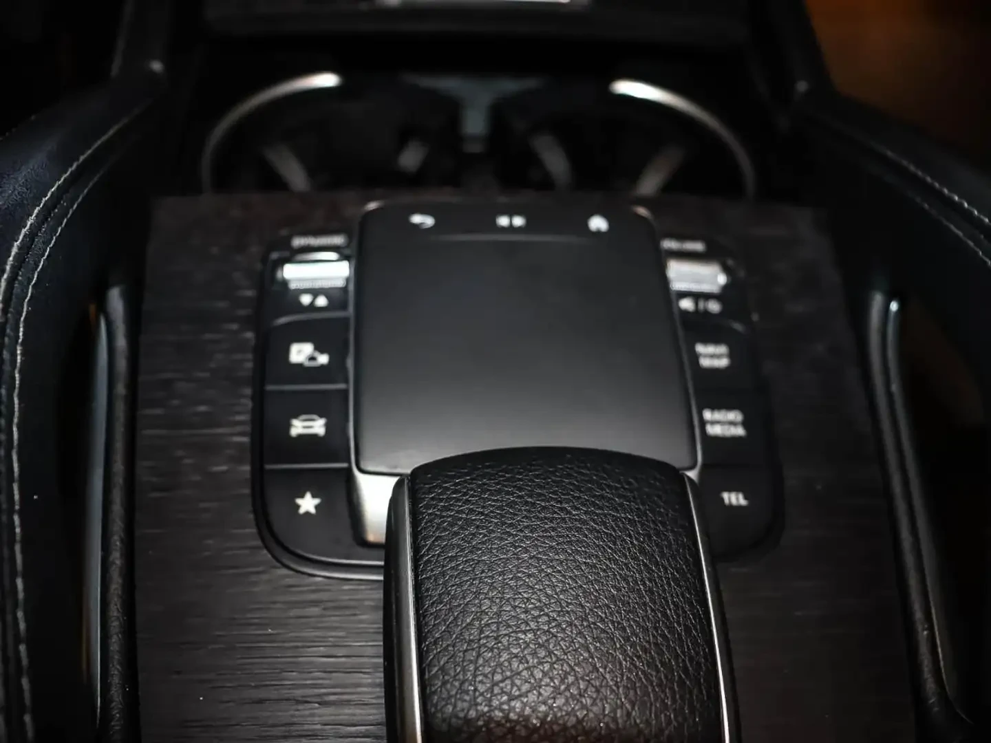Mercedes-Benz GLE Gle 450E, снимка 13 - Автомобили и джипове - 55800186