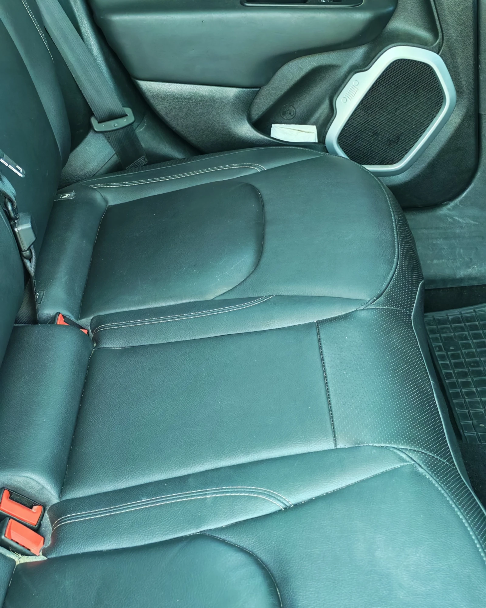 Jeep Renegade, снимка 10 - Автомобили и джипове - 55939896