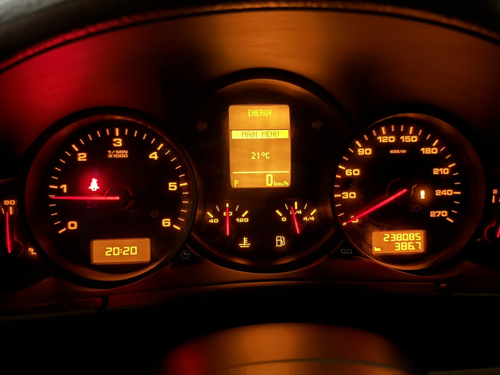 Porsche Cayenne GTS, снимка 15 - Автомобили и джипове - 56250929