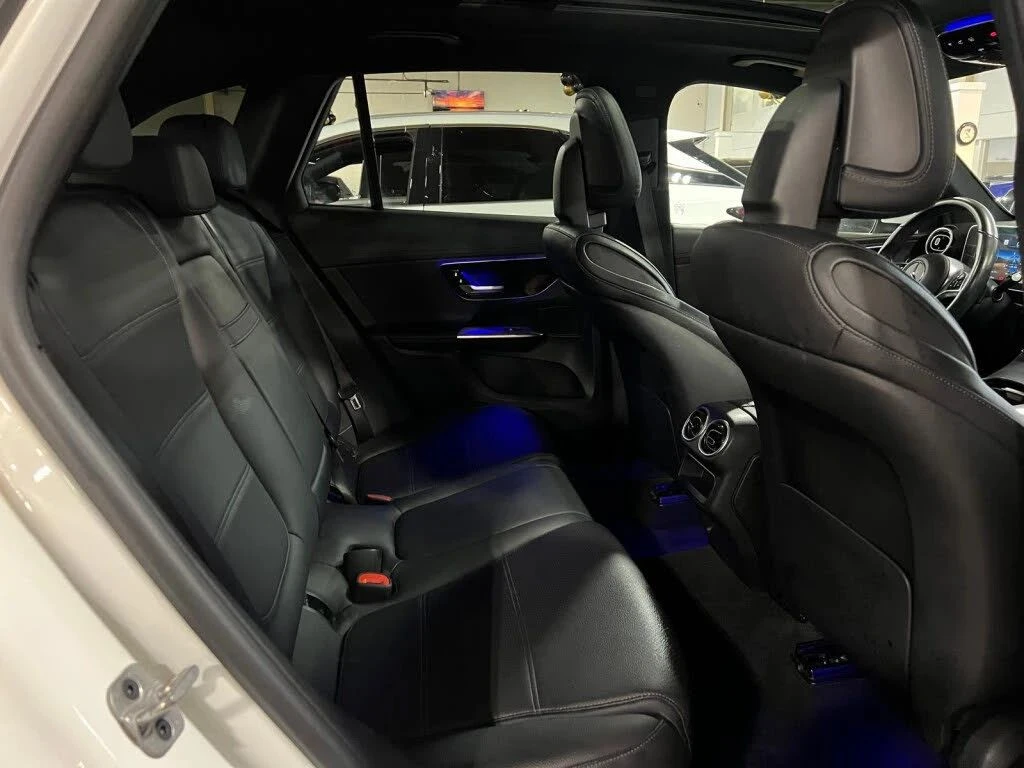Mercedes-Benz GLC 300, снимка 15 - Автомобили и джипове - 56706509