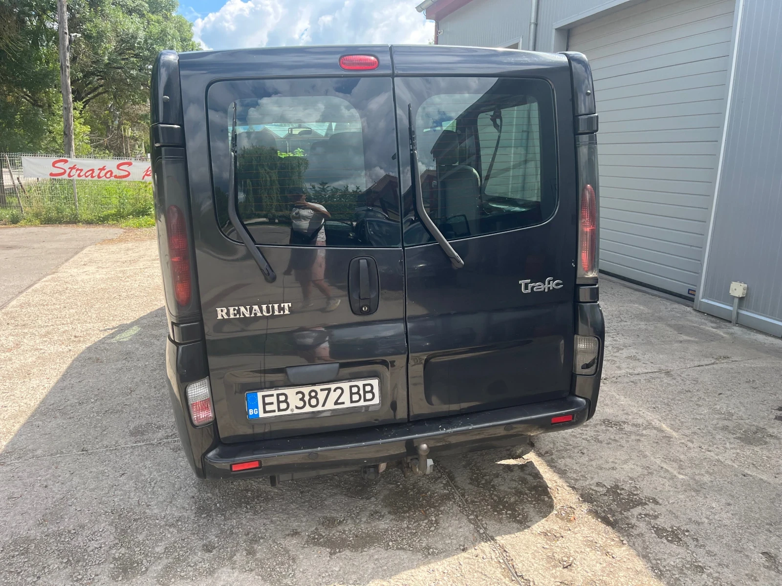 Renault Trafic 2.5 ивеко мотор, снимка 3 - Бусове и автобуси - 54892885
