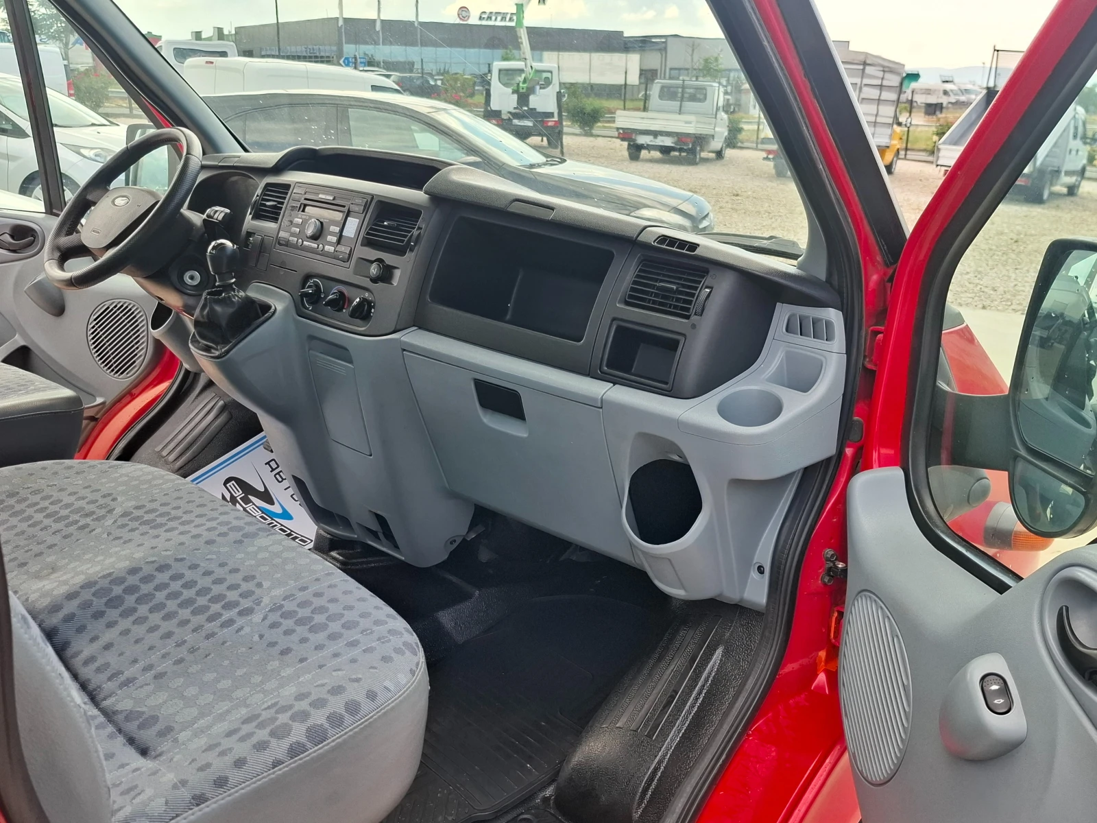 Ford Transit 2.4/Макси/4.43м/До3.5т./Клима, снимка 12 - Бусове и автобуси - 55142498