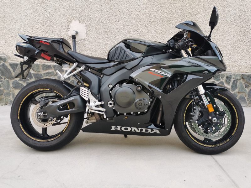 Honda Cbr 1000 RR, снимка 11 - Мотоциклети и мототехника - 46280608
