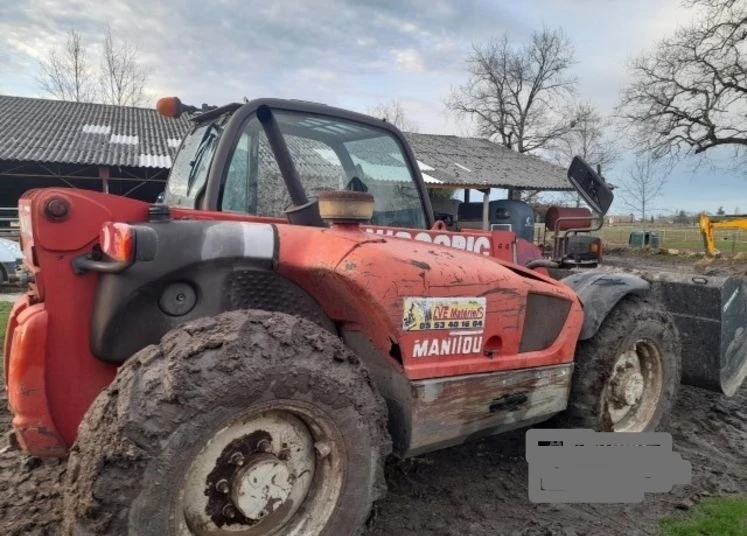 Телескопичен товарач Manitou MLT 633 120 LS, снимка 1 - Селскостопанска техника - 46113740