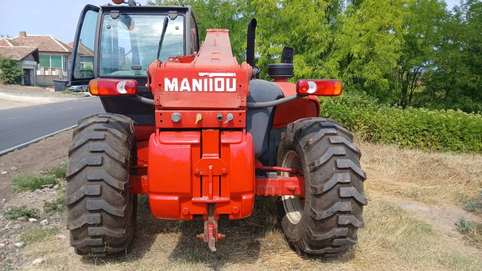 Телескопичен товарач Manitou MLT 633 120 LS - изображение 4