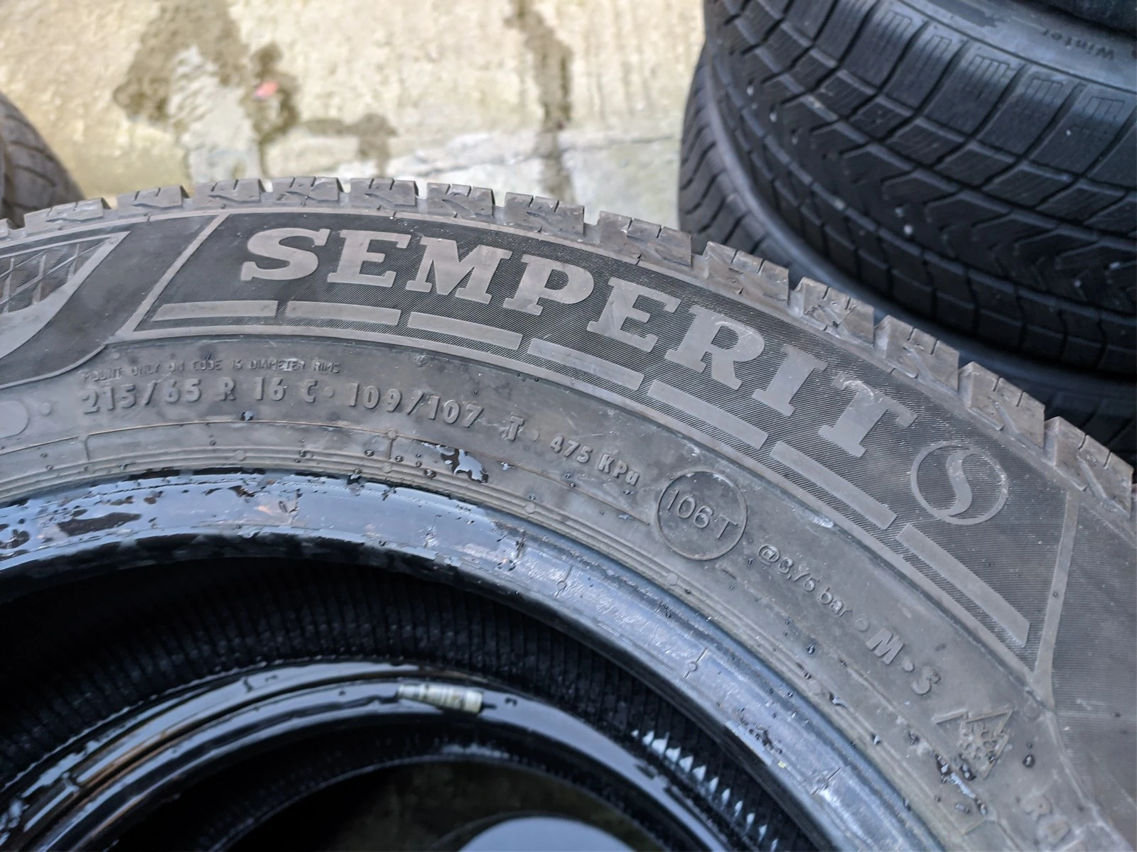 Гуми Всесезонни 215/65R16, снимка 8 - Гуми и джанти - 56725679