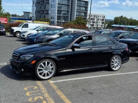 Mercedes-Benz C 63 AMG RWD/ПОДГРЕВ/ПАНОРАМА/ПАМЕТ/CARFAX/КЛИП/ФИНАНСИРАНЕ, снимка 2