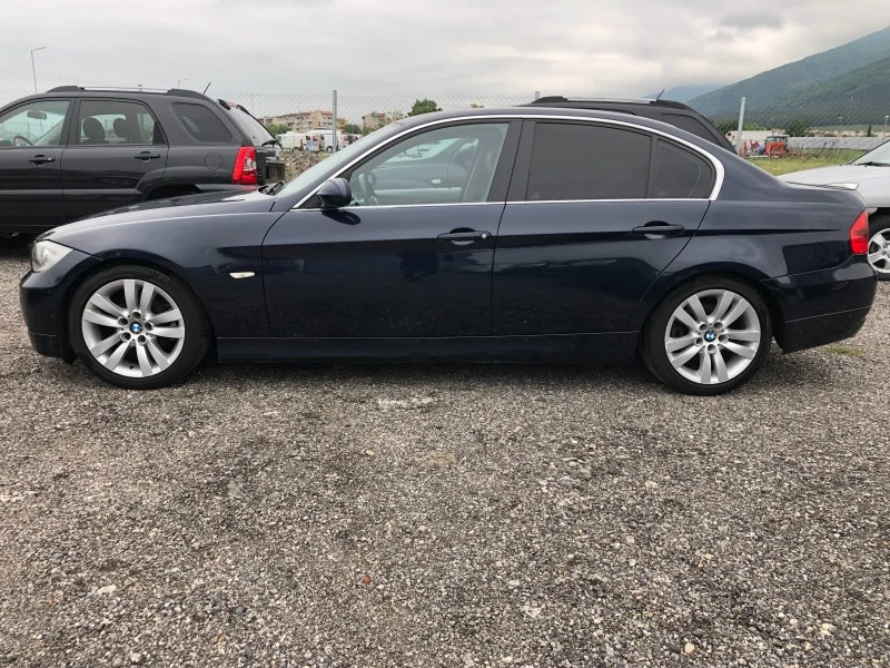 BMW 320 D ITALIA, снимка 2 - Автомобили и джипове - 45770353