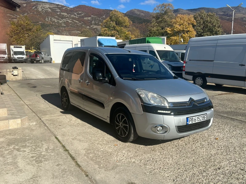 Citroen Berlingo, снимка 3 - Автомобили и джипове - 48938963