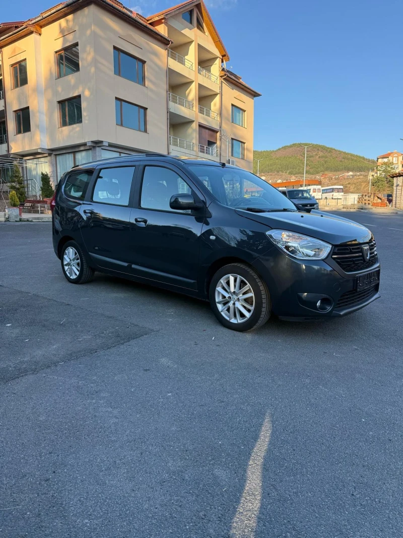 Dacia Lodgy, снимка 3 - Автомобили и джипове - 49582058