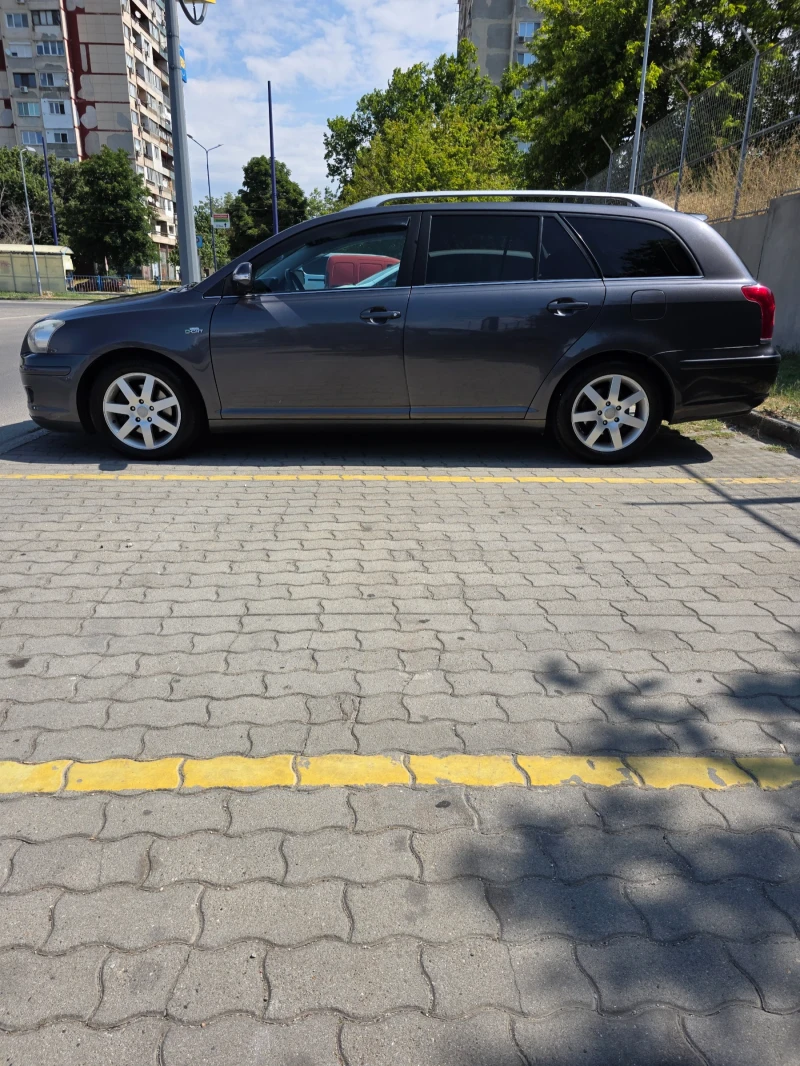 Toyota Avensis, снимка 9 - Автомобили и джипове - 52634749