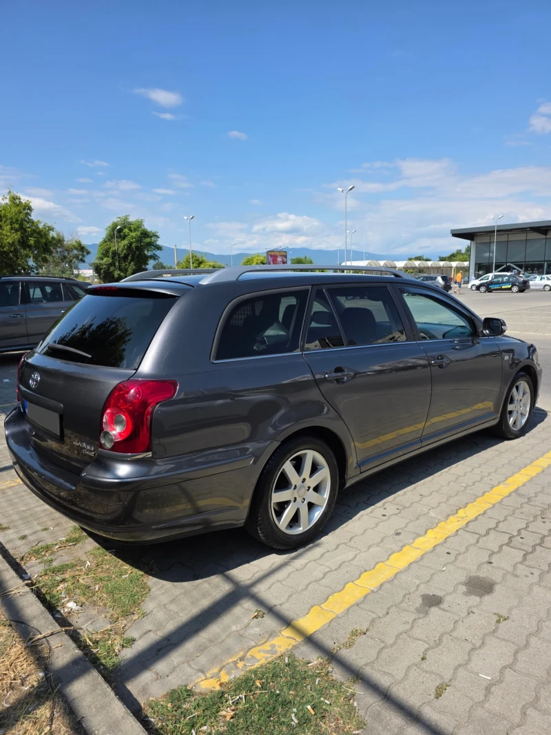 Toyota Avensis, снимка 3 - Автомобили и джипове - 52634749