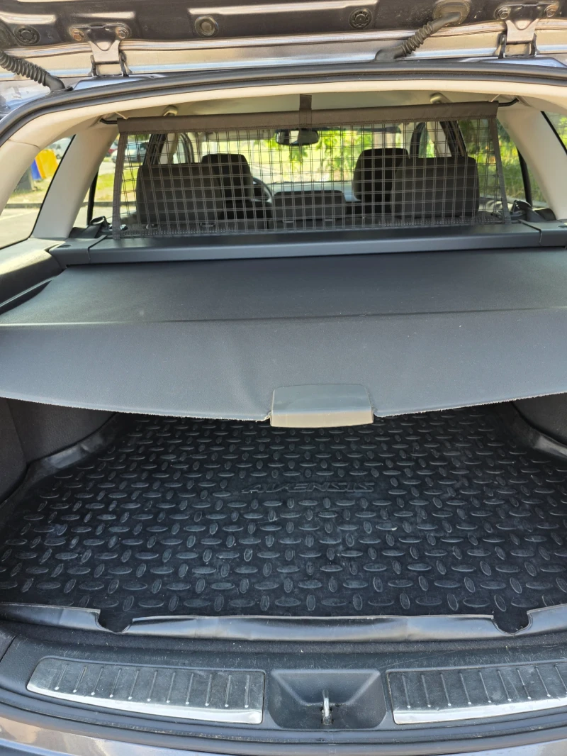 Toyota Avensis, снимка 15 - Автомобили и джипове - 52634749