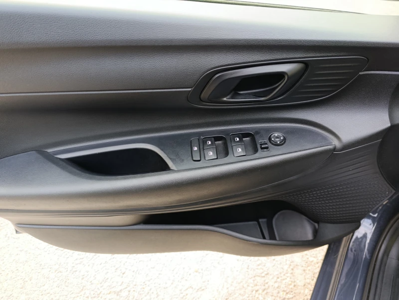 Hyundai I20 1.2 MPi 85hp, снимка 12 - Автомобили и джипове - 52054674