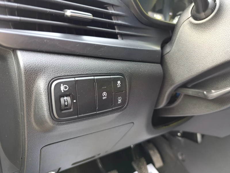 Hyundai I20 1.2 MPi 85hp, снимка 13 - Автомобили и джипове - 52054674