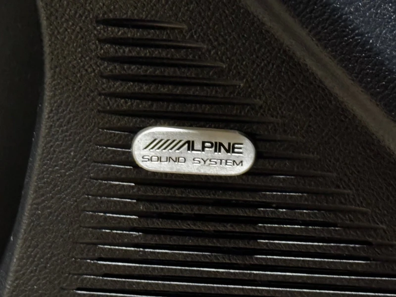 Dodge Challenger SXT, снимка 10 - Автомобили и джипове - 52728959