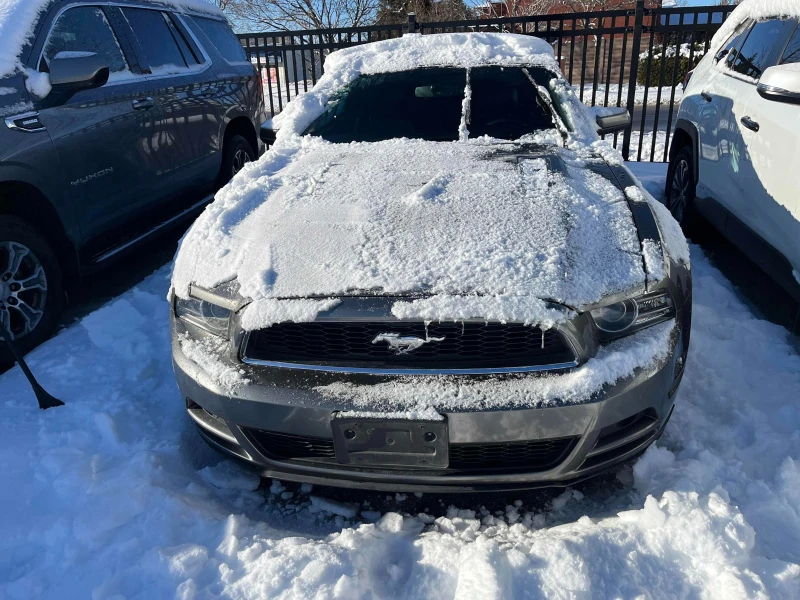 Ford Mustang GT * * АВТОМАТИК * * CARFAX * * АВТО КРЕДИТ * * , снимка 3 - Автомобили и джипове - 52769408