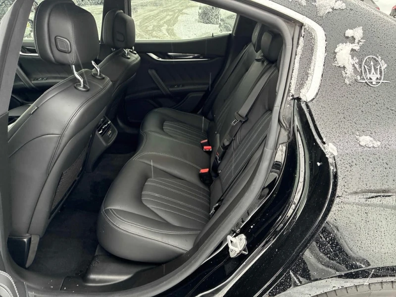 Maserati Ghibli S Q4 GranLusso  CARFAX, снимка 12 - Автомобили и джипове - 53121295