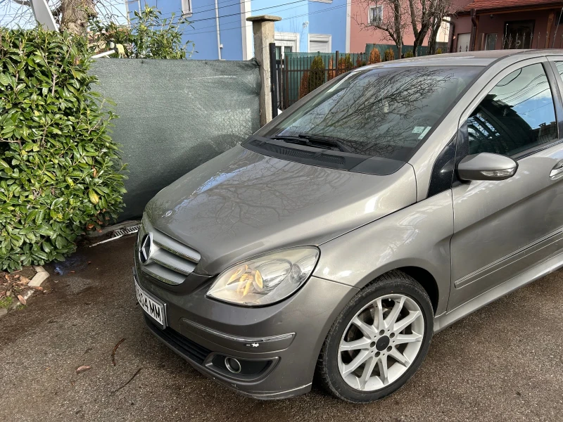 Mercedes-Benz B 180, снимка 3 - Автомобили и джипове - 53485603