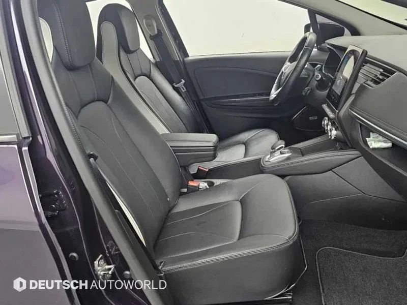 Renault Zoe, снимка 10 - Автомобили и джипове - 56688155