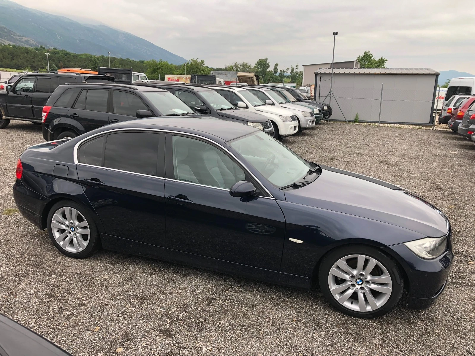 BMW 320 D ITALIA - изображение 5