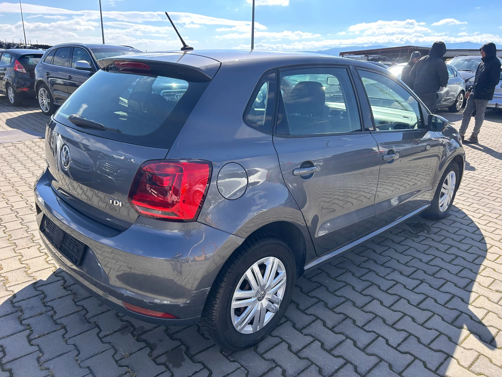 VW Polo 1.4TDI NAVI EURO 6 ЛИЗИНГ - изображение 6