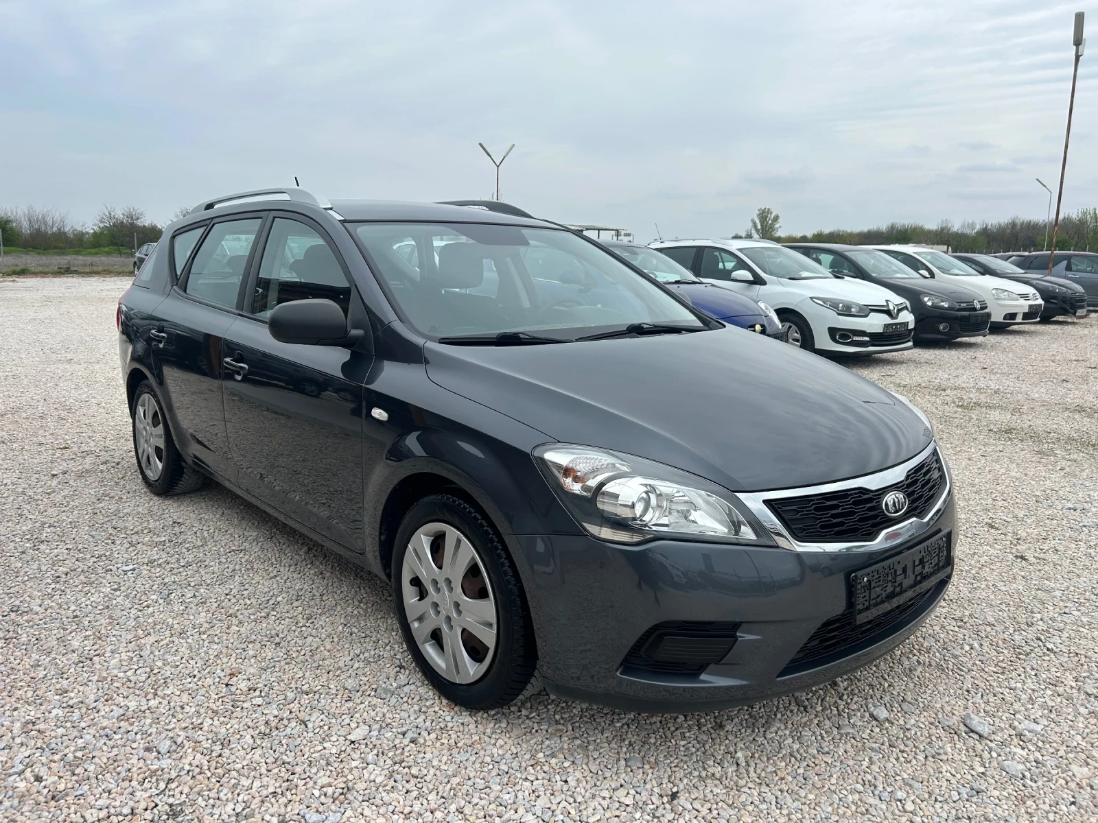 Kia Ceed * 1.4i* 90к.с* Газ*  - изображение 2
