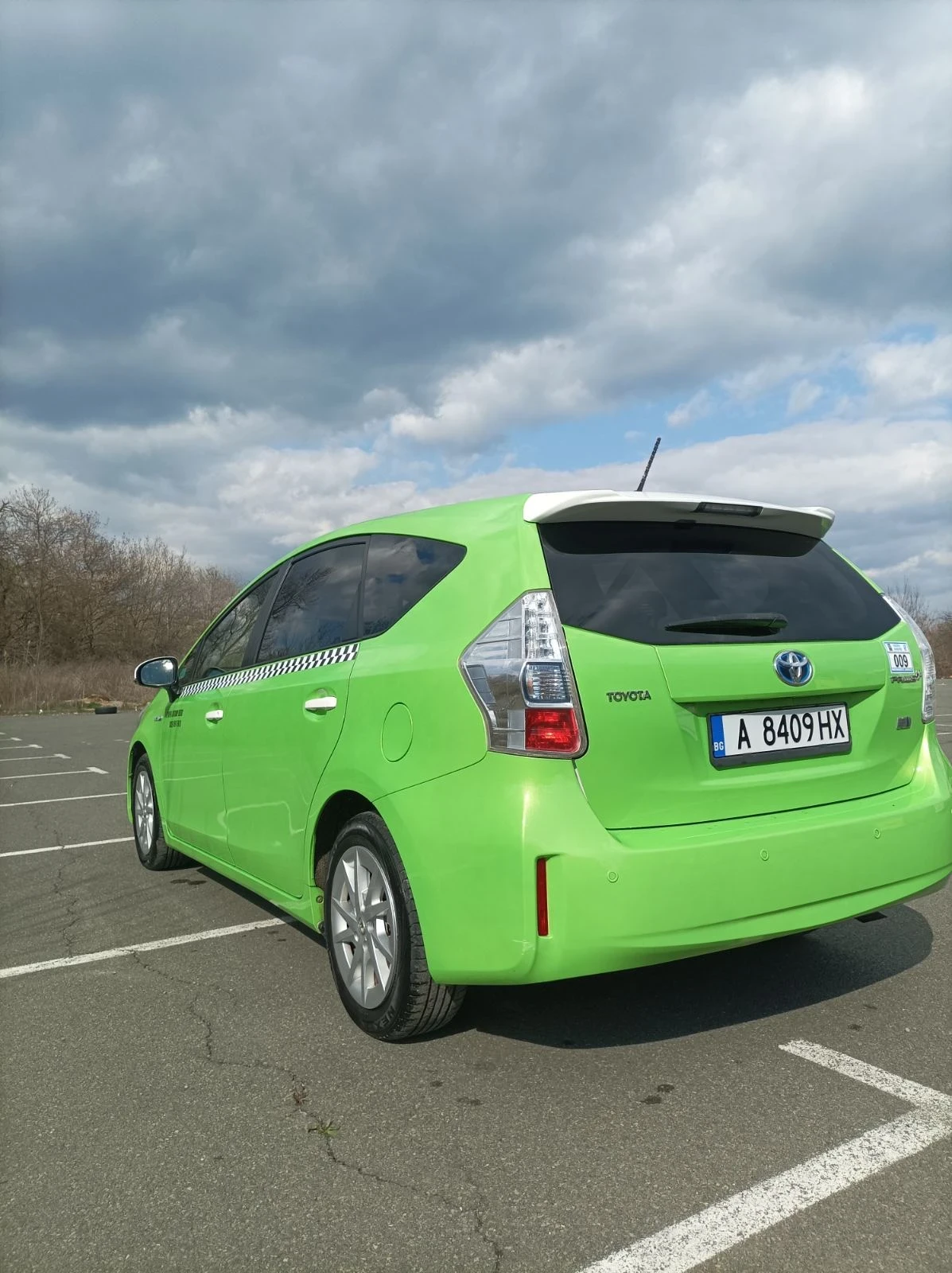 Toyota Prius Plus - изображение 5