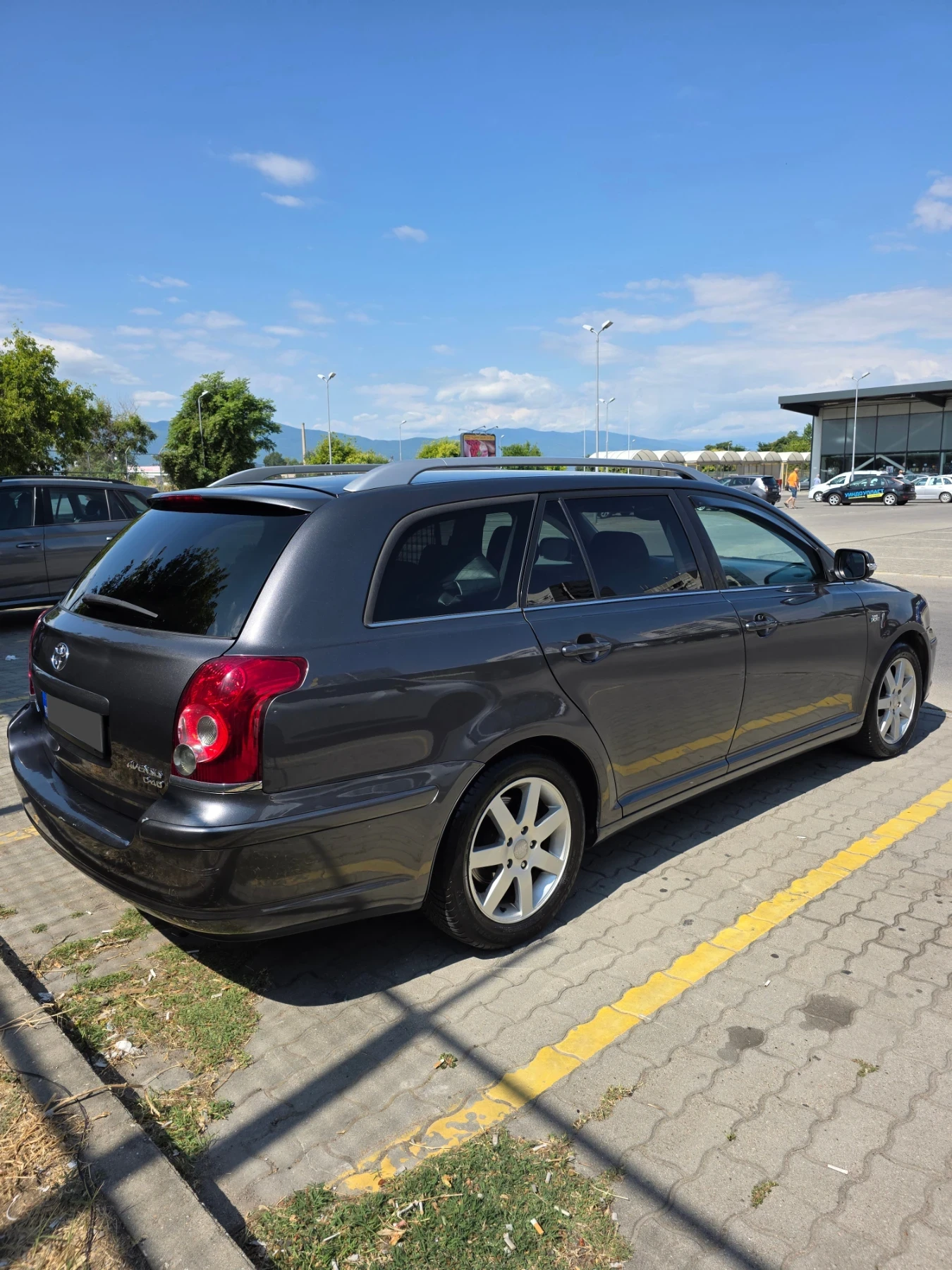 Toyota Avensis  - изображение 3