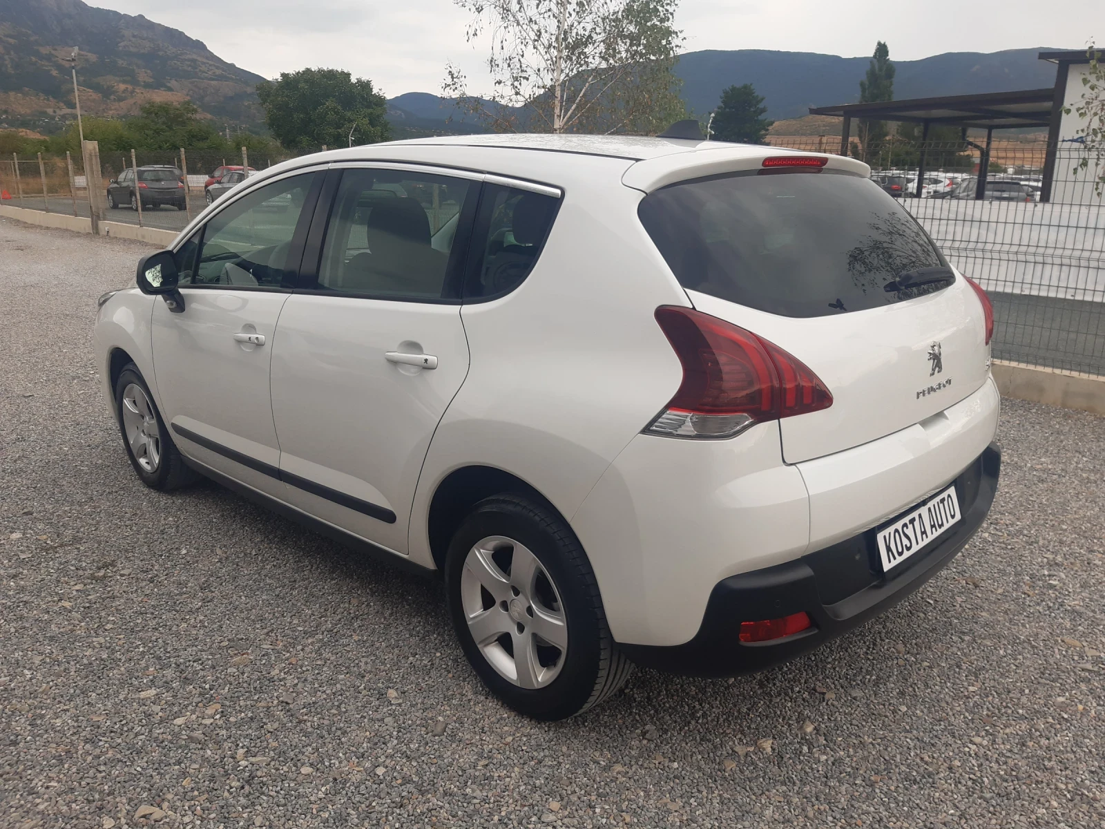 Peugeot 3008 КАТО НОВ - изображение 7