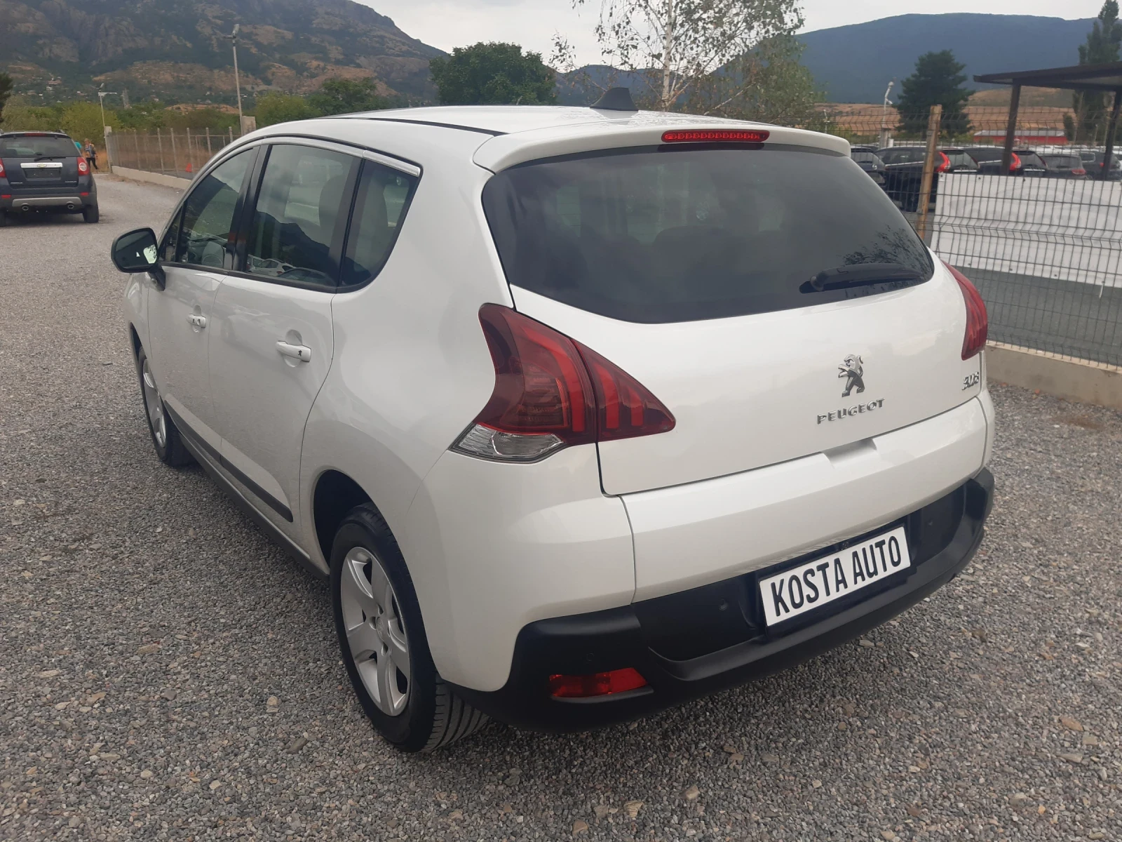 Peugeot 3008 КАТО НОВ - изображение 6