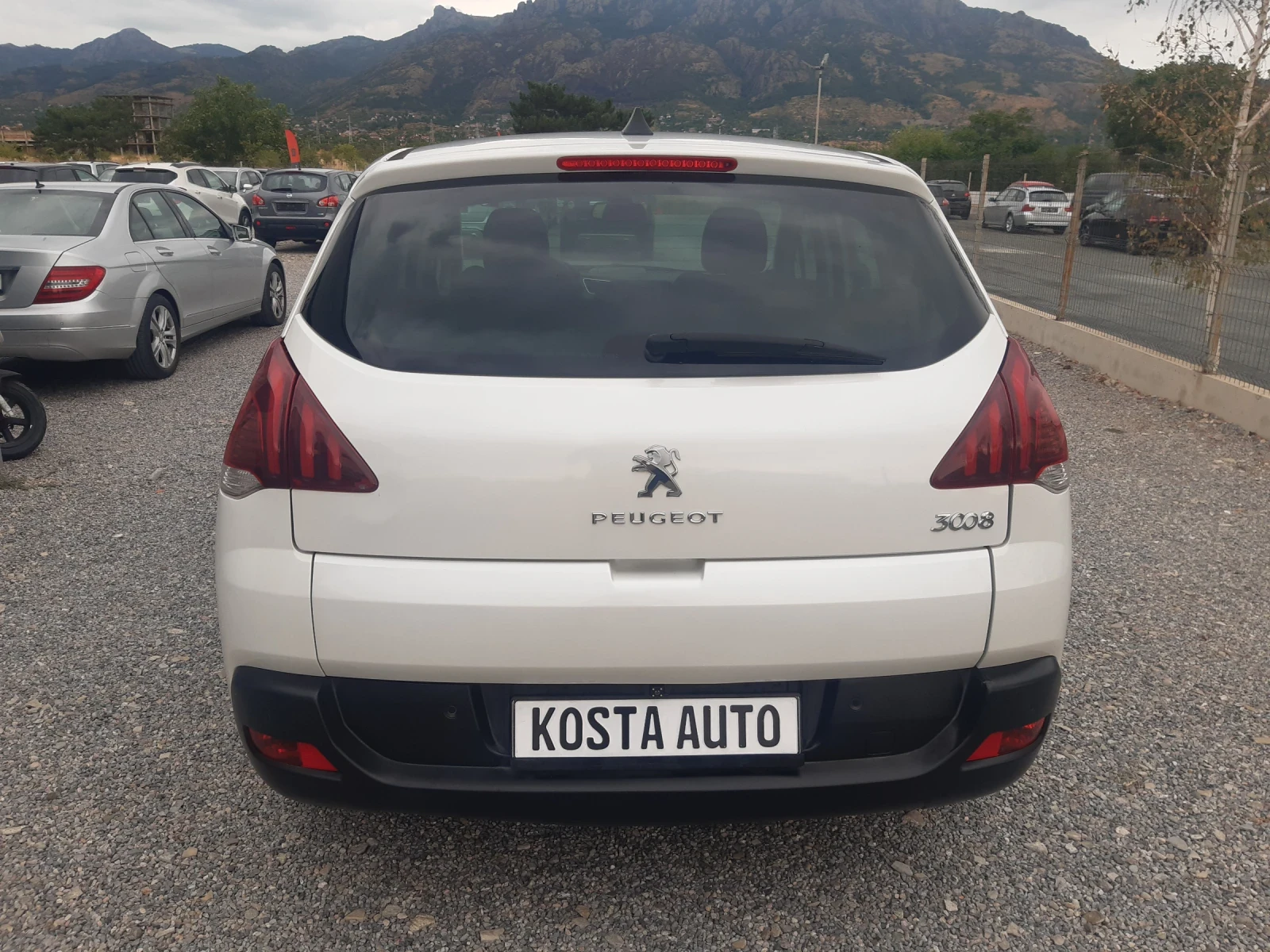 Peugeot 3008 КАТО НОВ - изображение 5