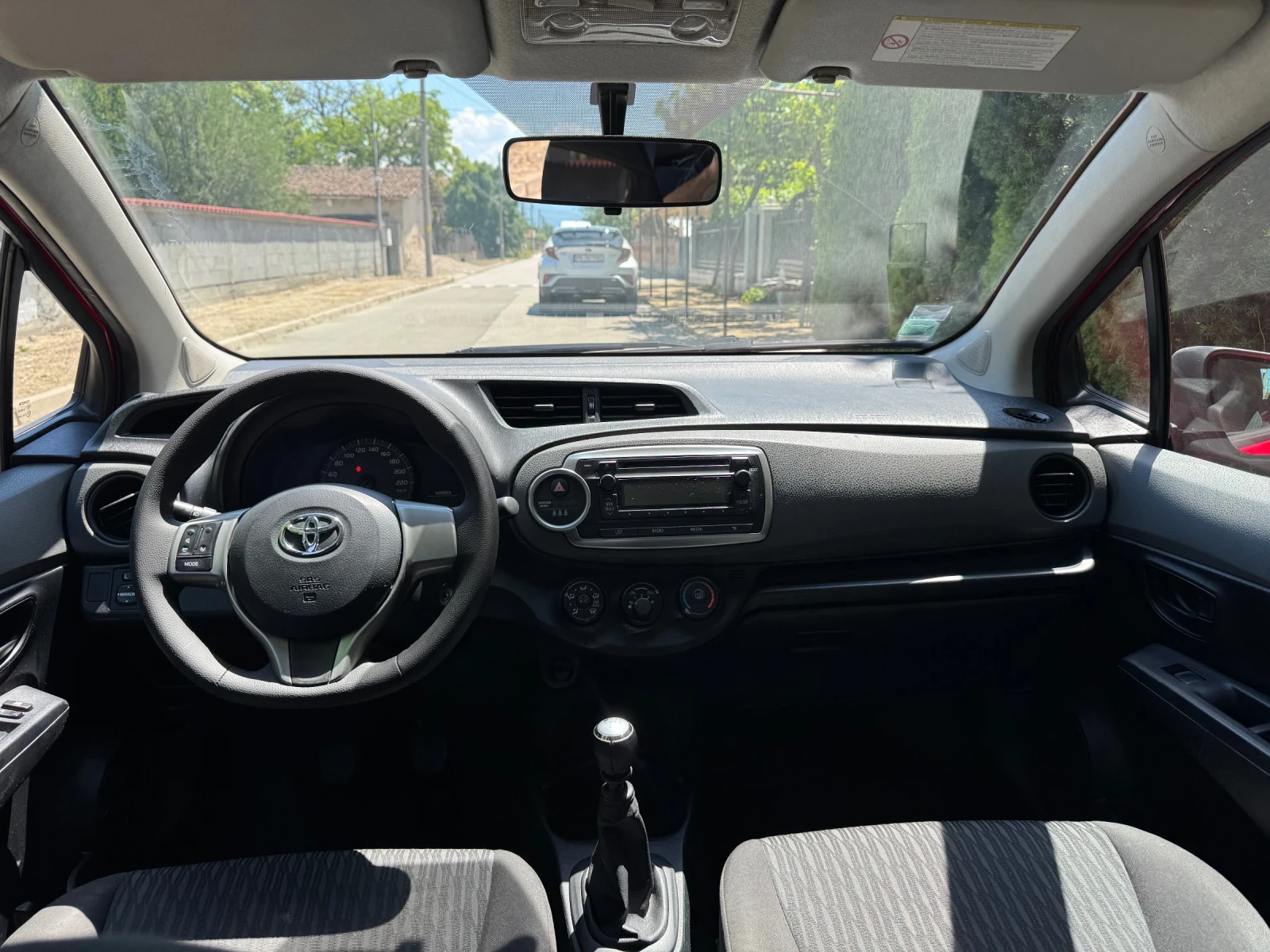 Toyota Yaris 1.4D / 6 скорости / Euro 5 - изображение 9