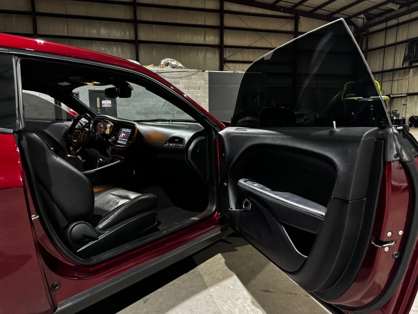 Dodge Challenger SXT | Mobile.bg   11