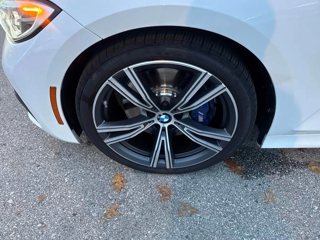 BMW 330 * 330i xDrive Sedan * CARFAX * БЕЗ ПЪРВОНАЧАЛНА ВН - изображение 7