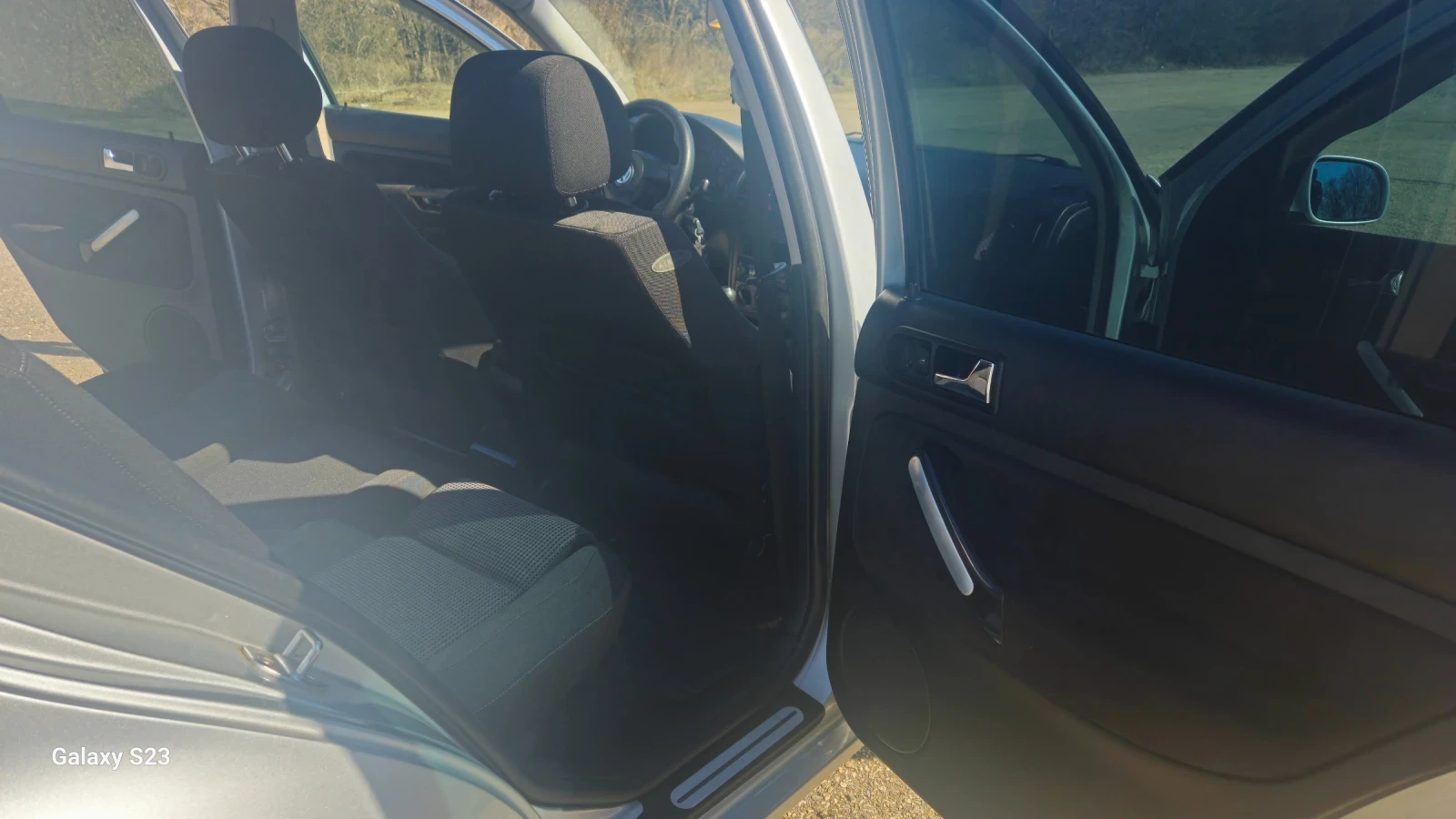 VW Golf 1.9, снимка 7 - Автомобили и джипове - 53849557