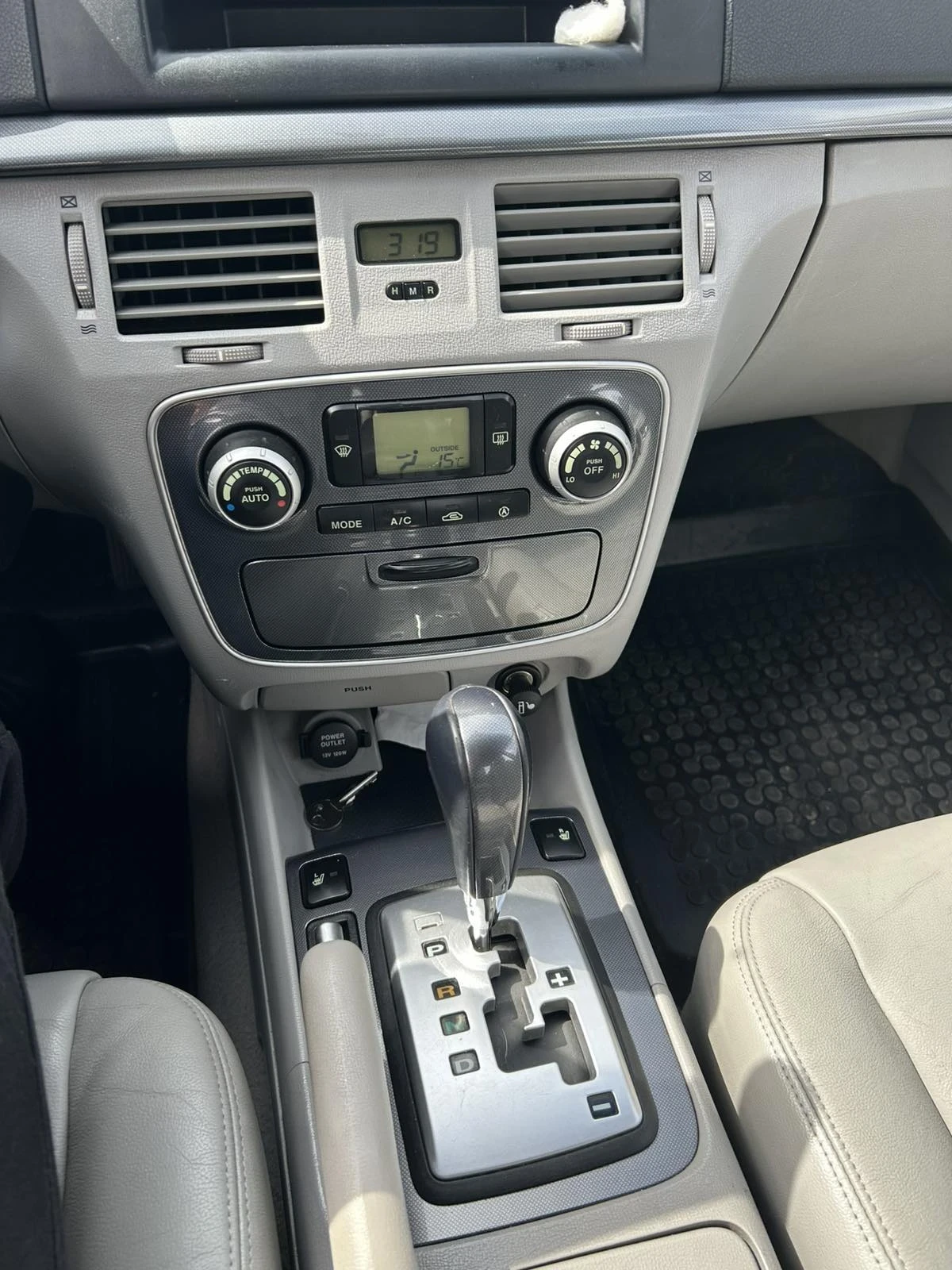 Hyundai Sonata 3.3 V6, снимка 11 - Автомобили и джипове - 54200872