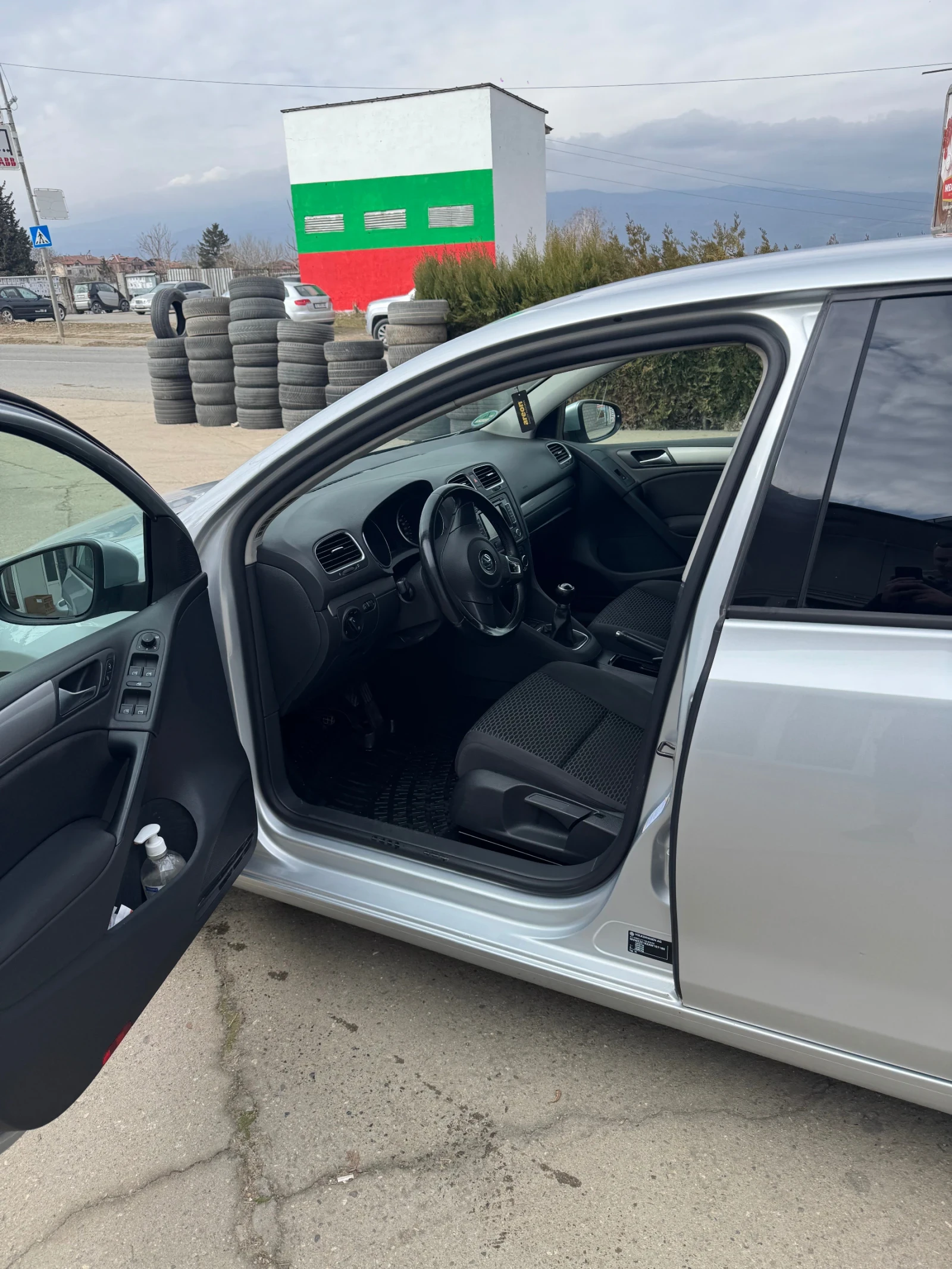 VW Golf 2.0 / 110, снимка 7 - Автомобили и джипове - 54723080