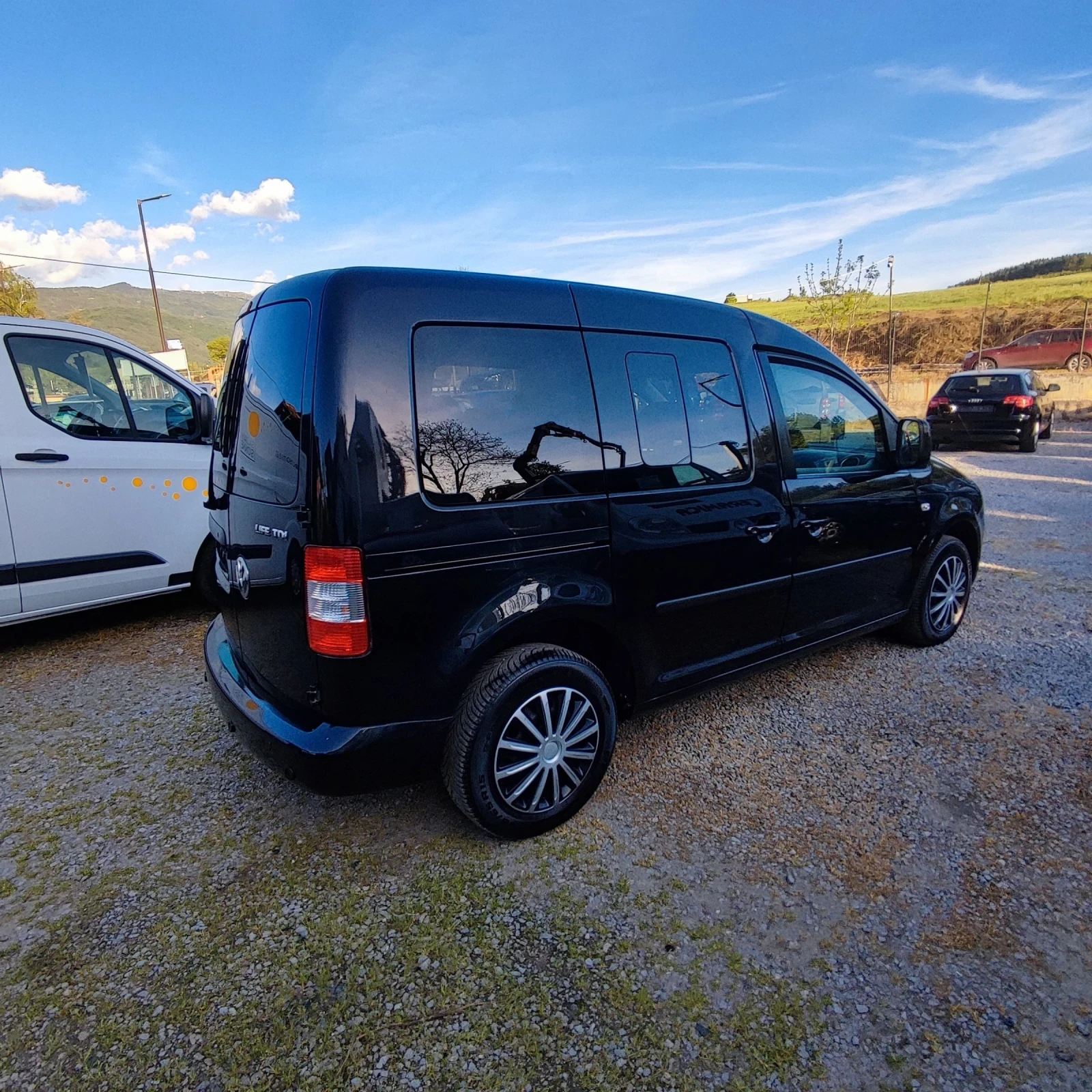 VW Caddy 1.9 TDI* 105��* KLIMATRONIK* NAVI*  | Mobile.bg � ����������� 5