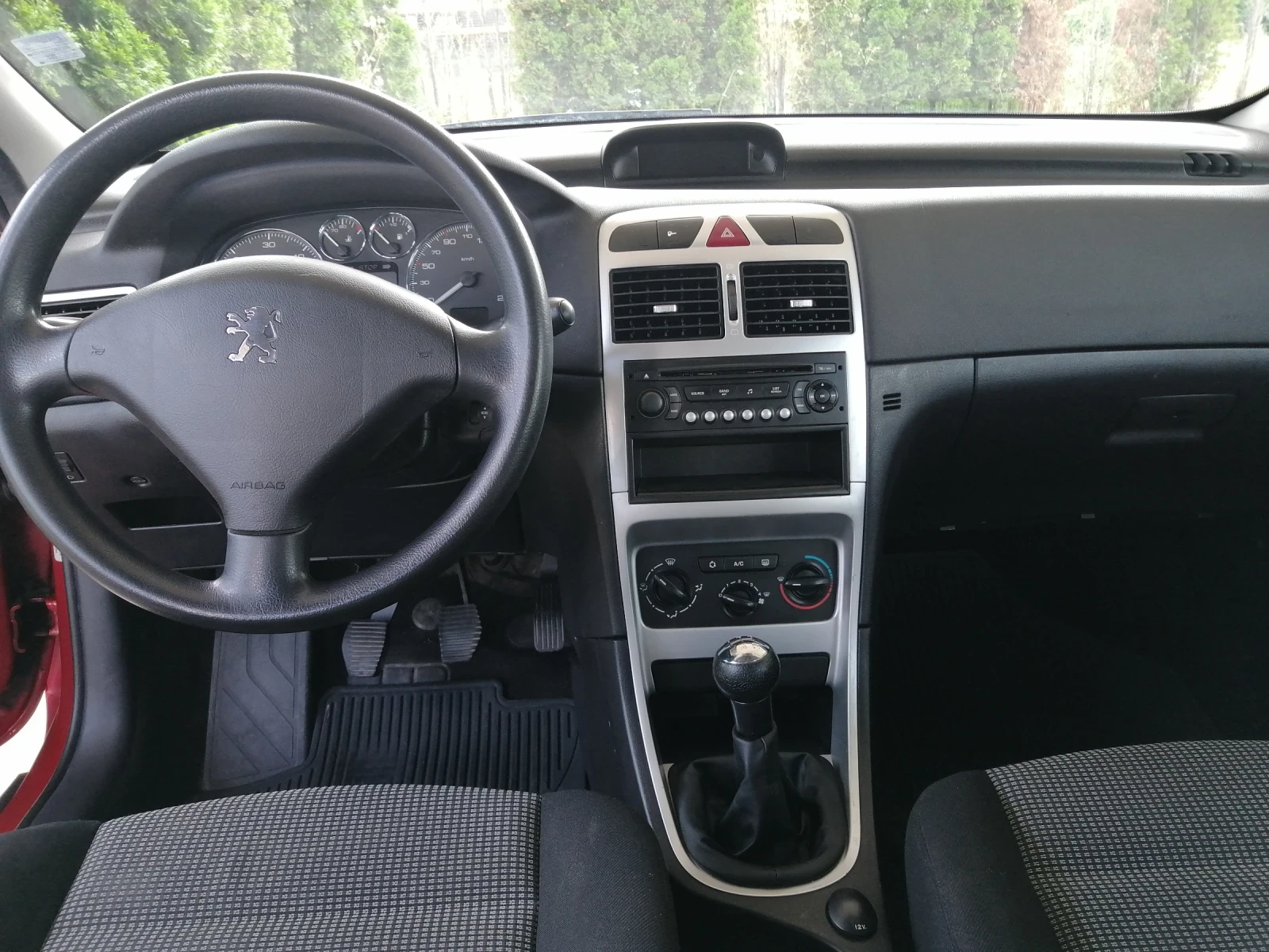 Peugeot 307 1.6 hdi, снимка 4 - Автомобили и джипове - 54824845