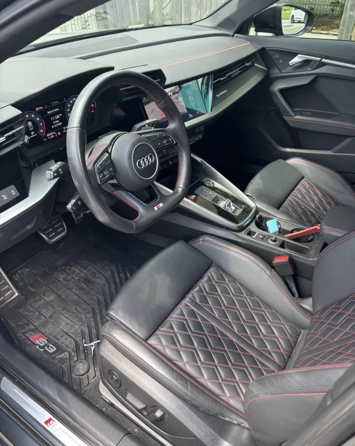 Audi S3 PROGRESSIV * НАПА КОЖА * CARBON PKG * CARFAХ * , снимка 9 - Автомобили и джипове - 54918318