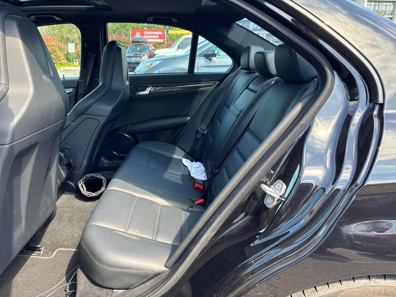 Mercedes-Benz C 63 AMG RWD/ПОДГРЕВ/ПАНОРАМА/ПАМЕТ/CARFAX/КЛИП/ФИНАНСИРАНЕ, снимка 13 - Автомобили и джипове - 55016944